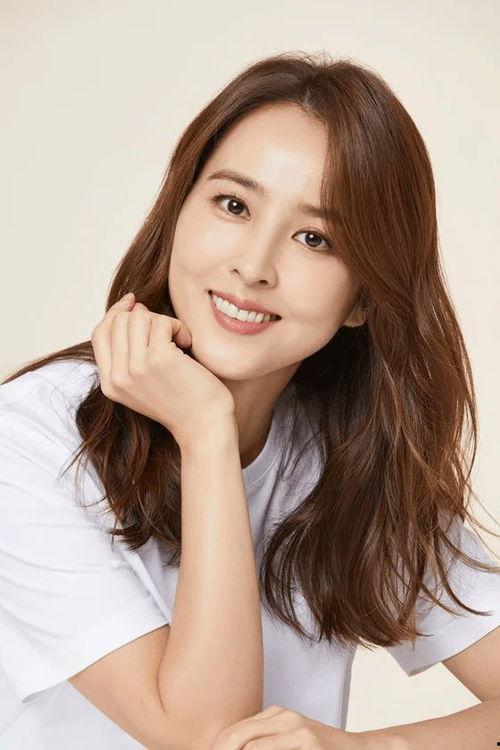 韩国有名女明星,揭秘韩国女神的魅力传奇