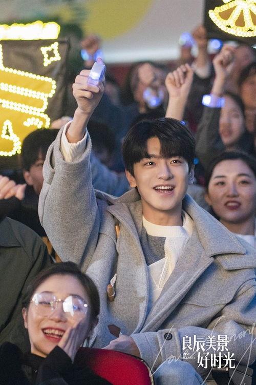 爱情剧明星,揭秘明星们的甜蜜瞬间